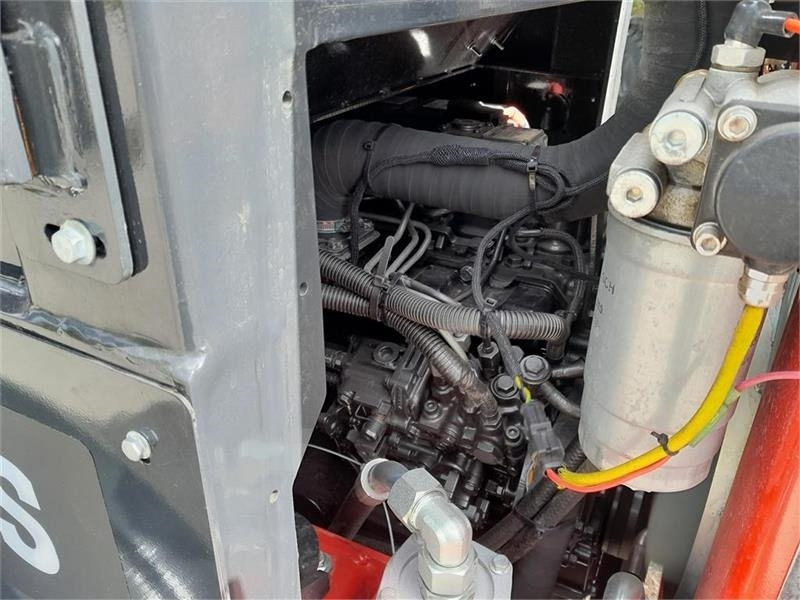 紧凑型装载机 Heracles H220:图7 紧凑型装载机 Heracles H220:图7