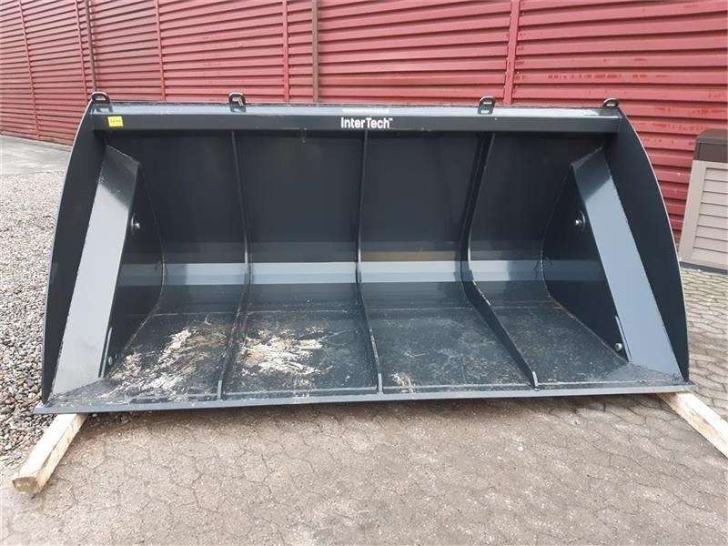 Inter-Tech højtipskovl inter-tech 3 meters - 农业机械:图5 Inter-Tech højtipskovl inter-tech 3 meters - 农业机械:图5