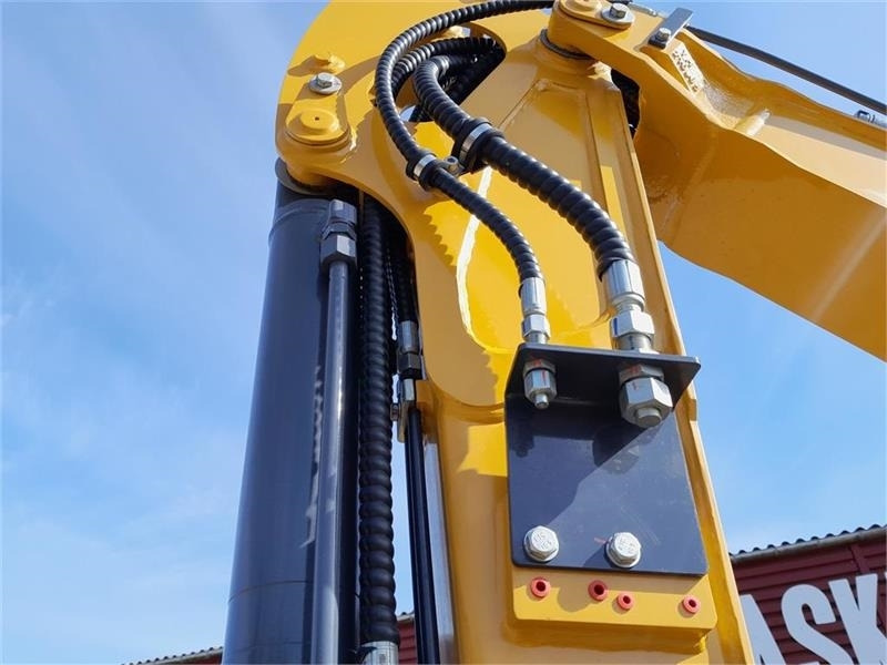 小型挖掘机 XCMG Xe27e：图8