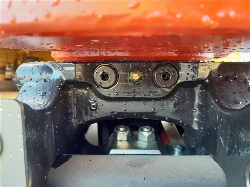 小型挖掘机 XCMG xe27e med rototilt：图12