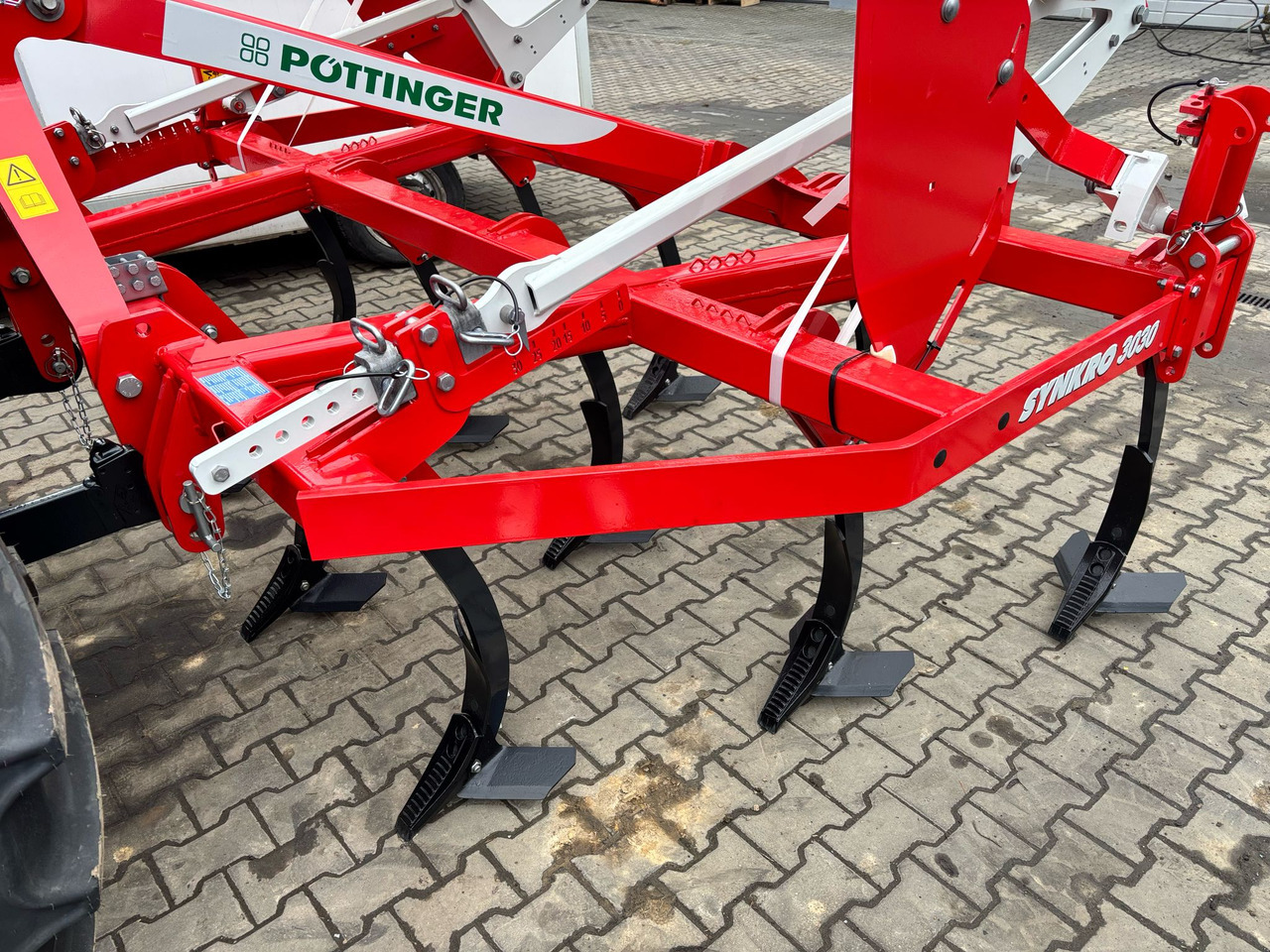 PÖTTINGER Synkro 3030 - 耕耘机:图4 PÖTTINGER Synkro 3030 - 耕耘机:图4
