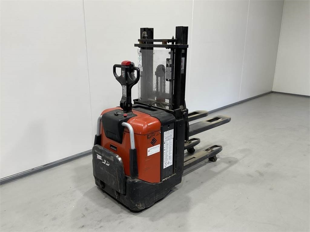 BT SPE125L - 堆垛机:图2 BT SPE125L - 堆垛机:图2