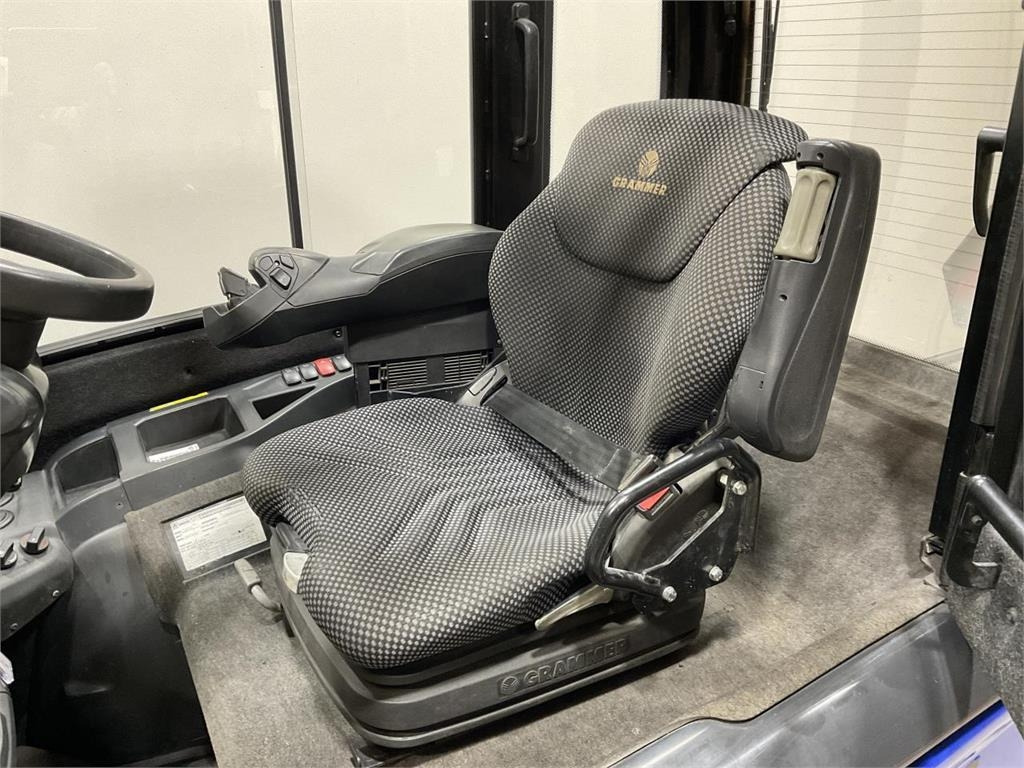 CAT EP35N - 电动叉车:图5 CAT EP35N - 电动叉车:图5