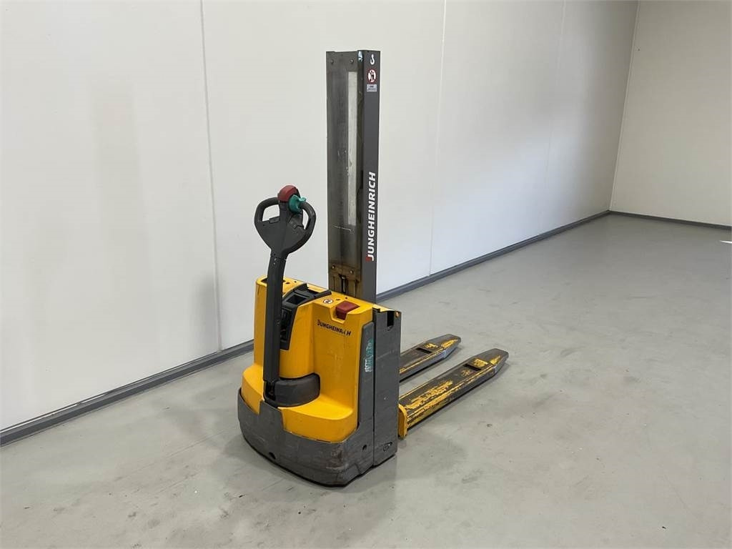 Jungheinrich EMD 118 - 堆垛机:图2 Jungheinrich EMD 118 - 堆垛机:图2