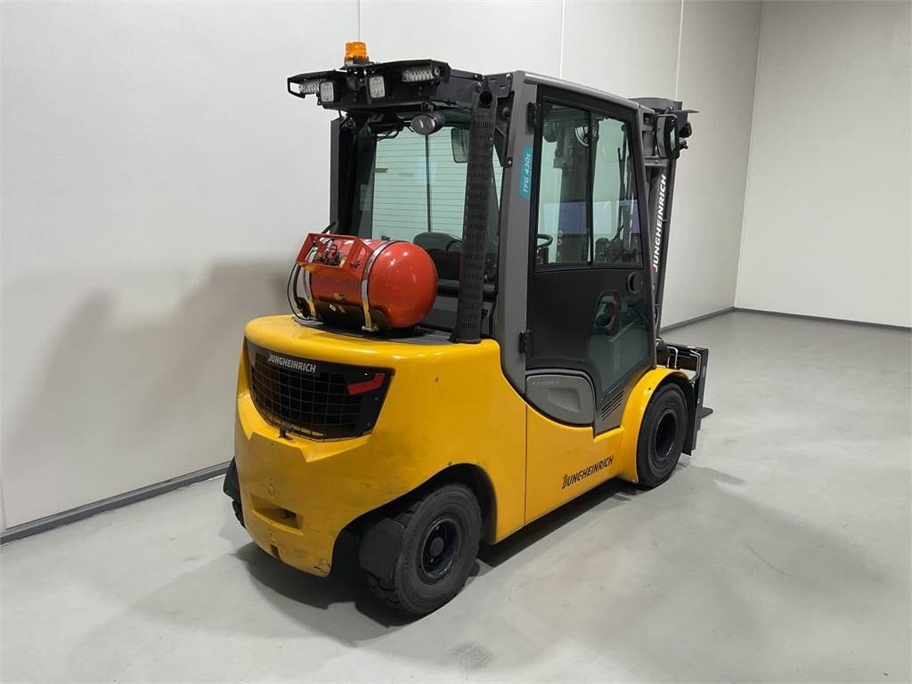 Jungheinrich TFG 430S - 液化石油气叉车:图2 Jungheinrich TFG 430S - 液化石油气叉车:图2
