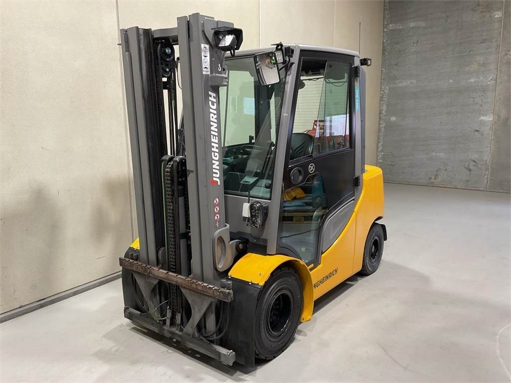 Jungheinrich TFG 430S - 液化石油气叉车:图4 Jungheinrich TFG 430S - 液化石油气叉车:图4