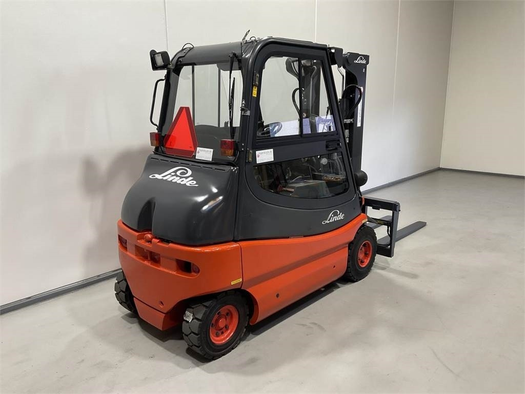 Linde E25P - 02  - 电动叉车:图2 Linde E25P - 02  - 电动叉车:图2