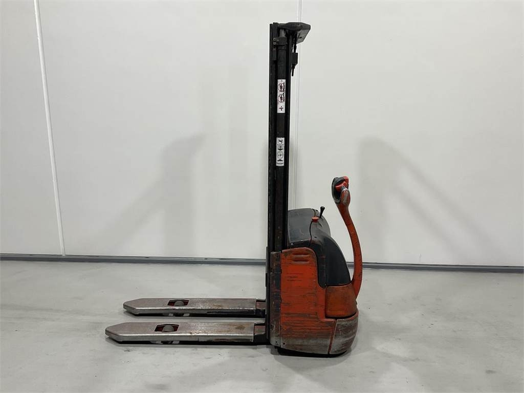 Linde L12 - 堆垛机:图3 Linde L12 - 堆垛机:图3