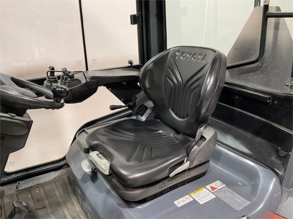 Toyota 40-8FD40N  - 柴油叉车:图5 Toyota 40-8FD40N  - 柴油叉车:图5