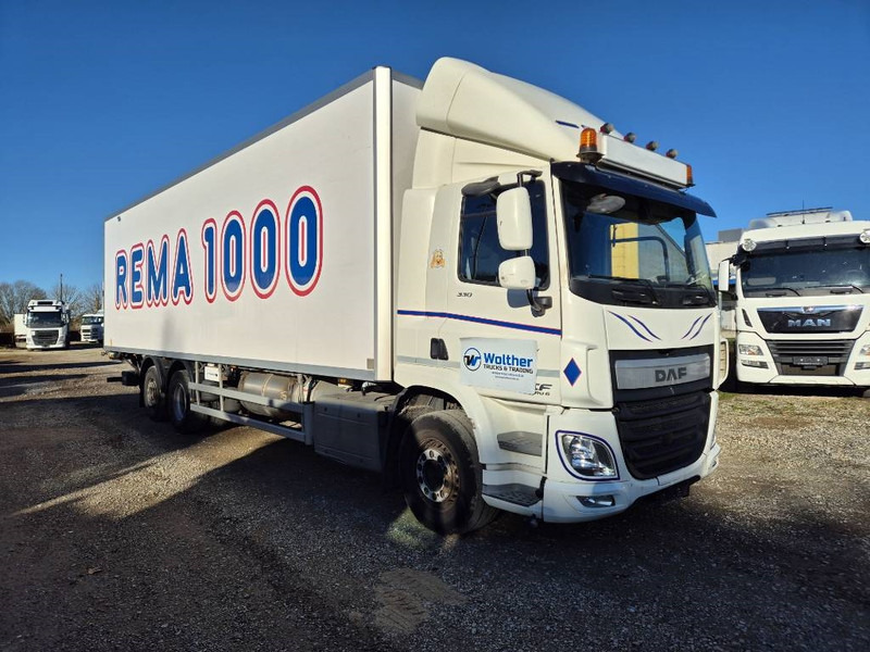 DAF CF 330 // 2 compartments /Cool/freeze - 冷藏车:图2 DAF CF 330 // 2 compartments /Cool/freeze - 冷藏车:图2