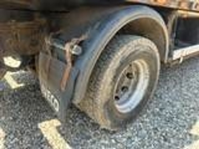 Iveco Eurocargo 120 EL 210hp / Fassi 80A Year 2012 + Tip - 起重车:图5 Iveco Eurocargo 120 EL 210hp / Fassi 80A Year 2012 + Tip - 起重车:图5