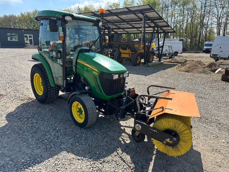 John Deere 3720 M/ Hydraulisk kost - 紧凑型拖拉机:图2 John Deere 3720 M/ Hydraulisk kost - 紧凑型拖拉机:图2