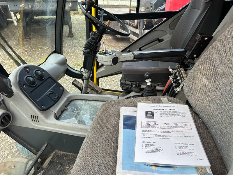 Johnston CN400 - 道路清扫机:图2 Johnston CN400 - 道路清扫机:图2