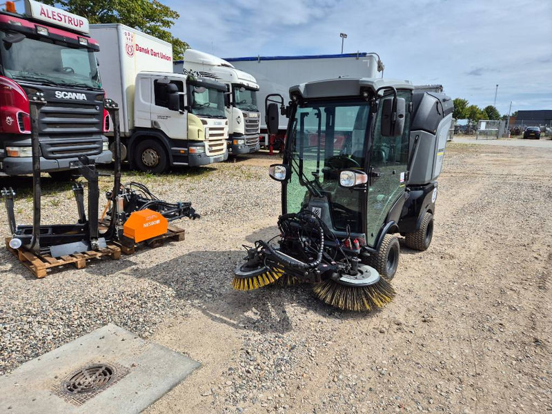 Kärcher MIC 26 // Feje-sug // Kantklipper - 农场拖车:图1 Kärcher MIC 26 // Feje-sug // Kantklipper - 农场拖车:图1