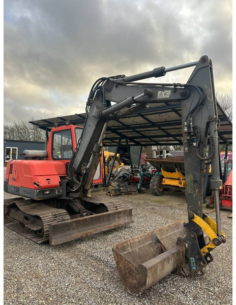 Komatsu PC 75 - 小型挖掘机:图2 Komatsu PC 75 - 小型挖掘机:图2