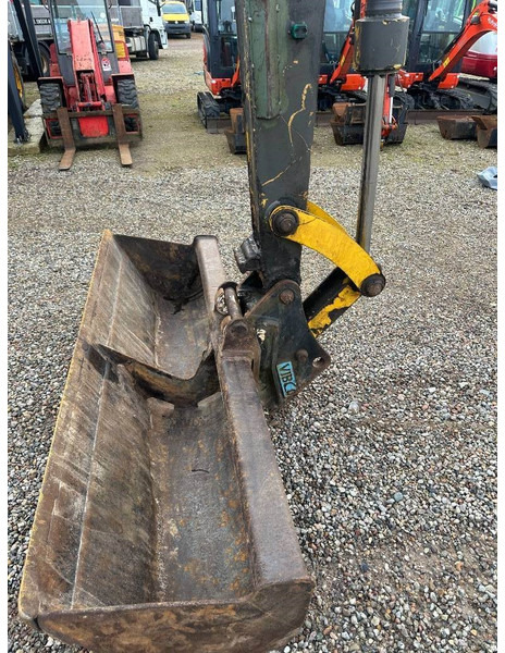 Komatsu PC 75 - 小型挖掘机:图3 Komatsu PC 75 - 小型挖掘机:图3