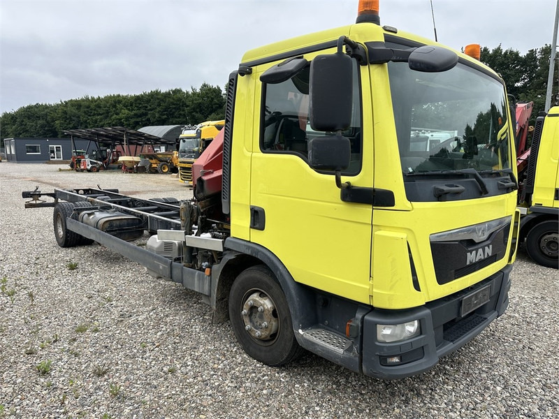 MAN TGL 12.220 // Crane HMF 735K2 // - 起重车:图2 MAN TGL 12.220 // Crane HMF 735K2 // - 起重车:图2