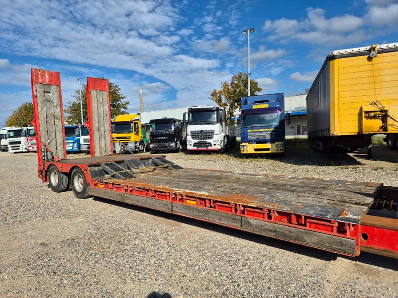 Nooteboom Machine trailer W/ extendable bed & Hyd Ramps - 低装载半拖车:图3 Nooteboom Machine trailer W/ extendable bed & Hyd Ramps - 低装载半拖车:图3