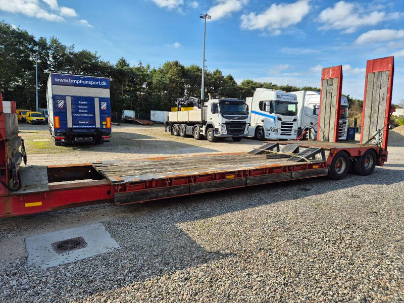 Nooteboom Machine trailer W/ extendable bed & Hyd Ramps - 低装载半拖车:图1 Nooteboom Machine trailer W/ extendable bed & Hyd Ramps - 低装载半拖车:图1