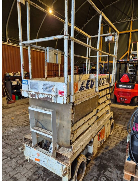 Pinguely Haulotte H800E // 2 personers - 剪式升降机:图4 Pinguely Haulotte H800E // 2 personers - 剪式升降机:图4