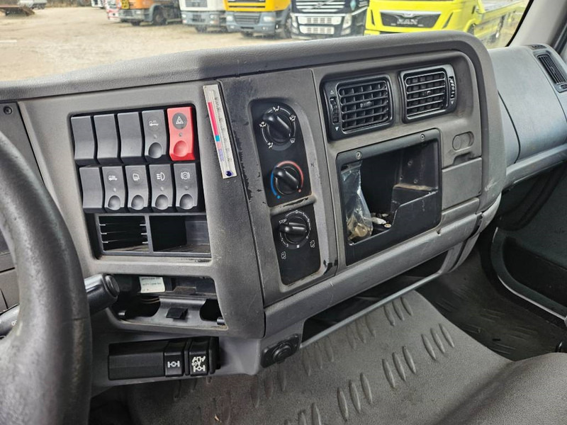 Renault Midlum 220 Machine/auto Transport and crane(2 stk) 租赁 Renault Midlum 220 Machine/auto Transport and crane(2 stk)：图9