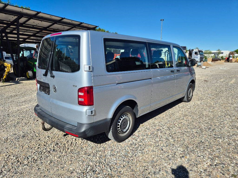Volkswagen Transporter 2,0 TDi 102 Kombi lang 4d 9 prs - 汽车:图4 Volkswagen Transporter 2,0 TDi 102 Kombi lang 4d 9 prs - 汽车:图4