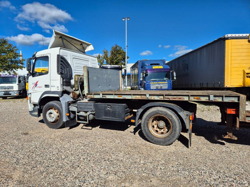 Volvo FM 300 // 4x2 // Manuel - 牵引车:图3 Volvo FM 300 // 4x2 // Manuel - 牵引车:图3