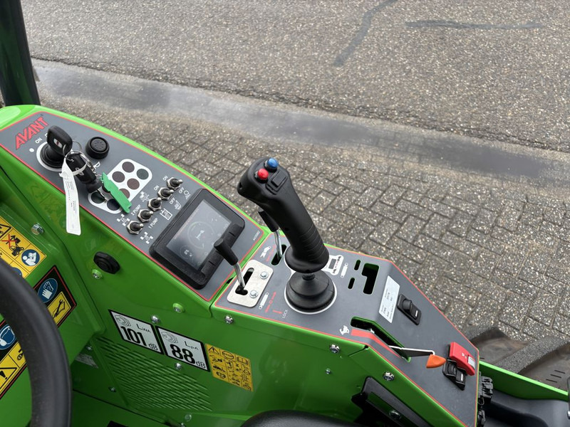 Avant 855i TDL 1900 kg 3.5 mtr - 轮式装载机:图3 Avant 855i TDL 1900 kg 3.5 mtr - 轮式装载机:图3