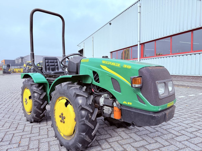 Ferrari VIPAR F30L AR - 拖拉机:图2 Ferrari VIPAR F30L AR - 拖拉机:图2