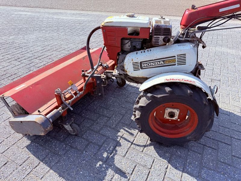 Honda F800 Veegmachine - 道路清扫机:图2 Honda F800 Veegmachine - 道路清扫机:图2