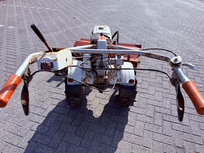 Honda F800 Veegmachine - 道路清扫机:图3 Honda F800 Veegmachine - 道路清扫机:图3