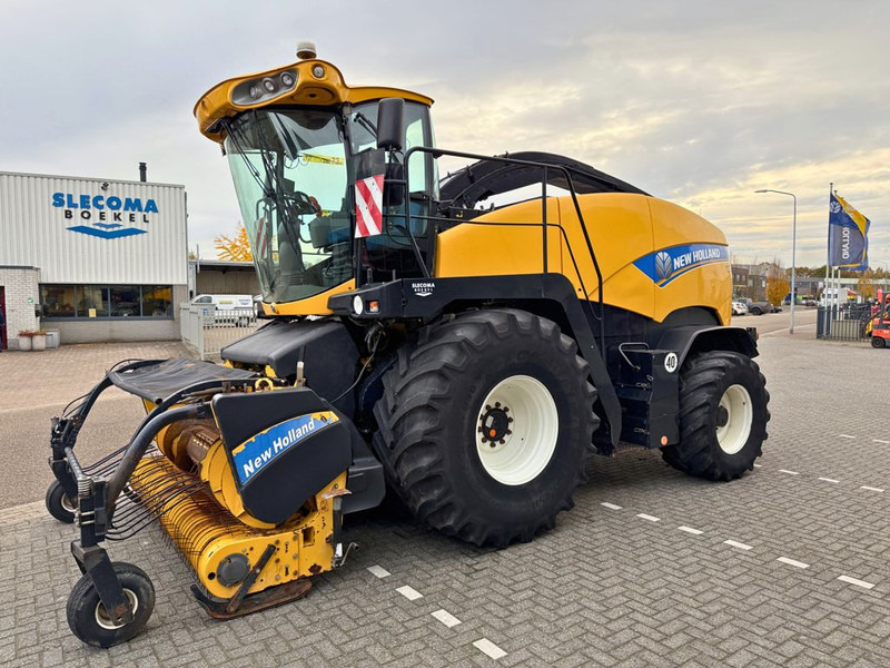 New Holland FR9050 - 饲料收割机:图1 New Holland FR9050 - 饲料收割机:图1