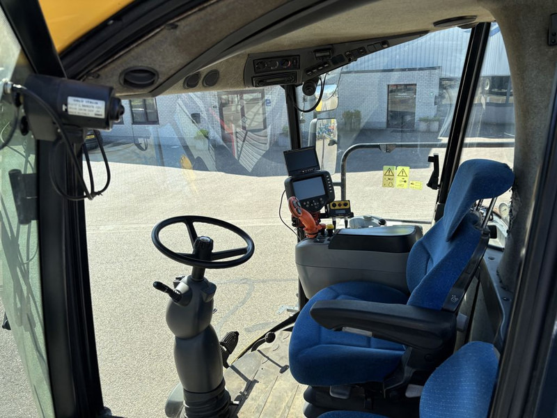 New Holland FR9050 - 饲料收割机:图5 New Holland FR9050 - 饲料收割机:图5