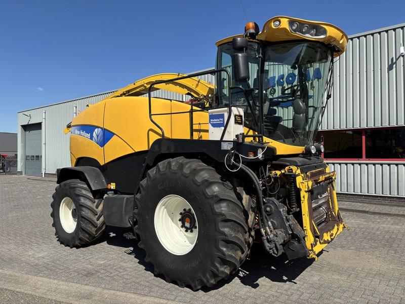 New Holland FR9050 - 饲料收割机:图4 New Holland FR9050 - 饲料收割机:图4