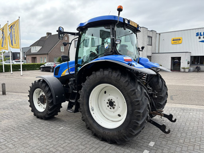 New Holland T6010 Plus Supersteer - 拖拉机:图2 New Holland T6010 Plus Supersteer - 拖拉机:图2