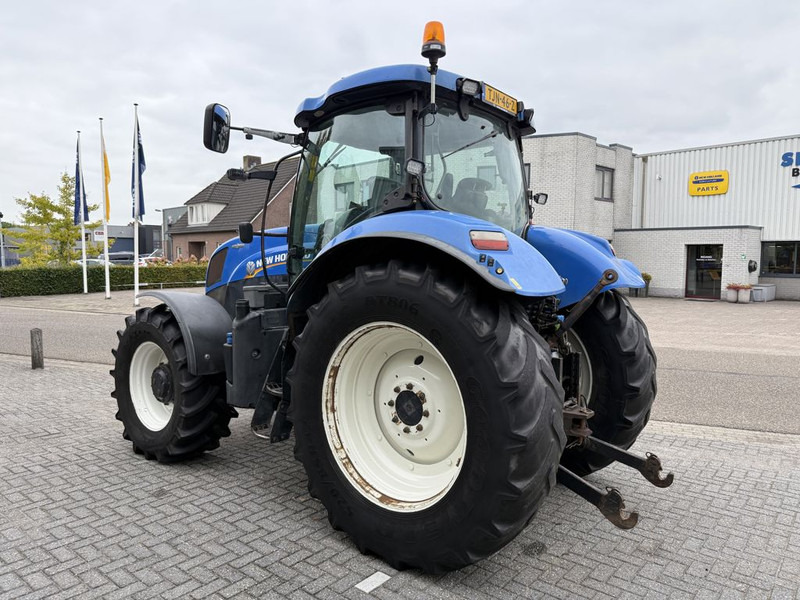 New Holland T7.210 Auto Command - 拖拉机:图2 New Holland T7.210 Auto Command - 拖拉机:图2