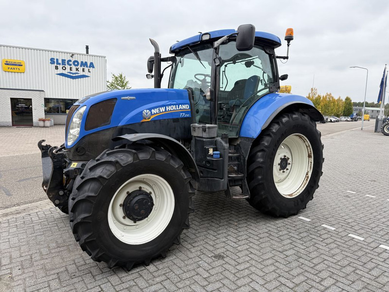 New Holland T7.210 Auto Command - 拖拉机:图1 New Holland T7.210 Auto Command - 拖拉机:图1