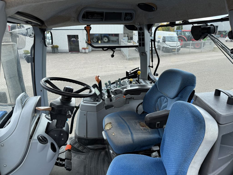 New Holland T7040 Power Command - 拖拉机:图5 New Holland T7040 Power Command - 拖拉机:图5