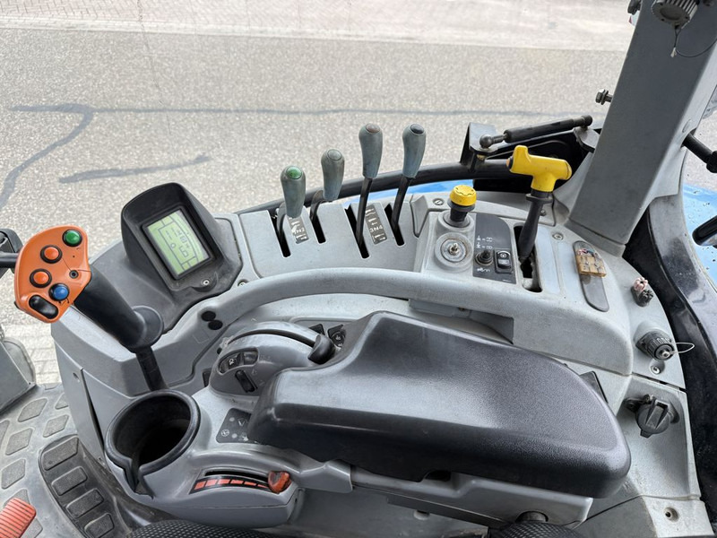 拖拉机 New Holland T7050 Power Command：图6