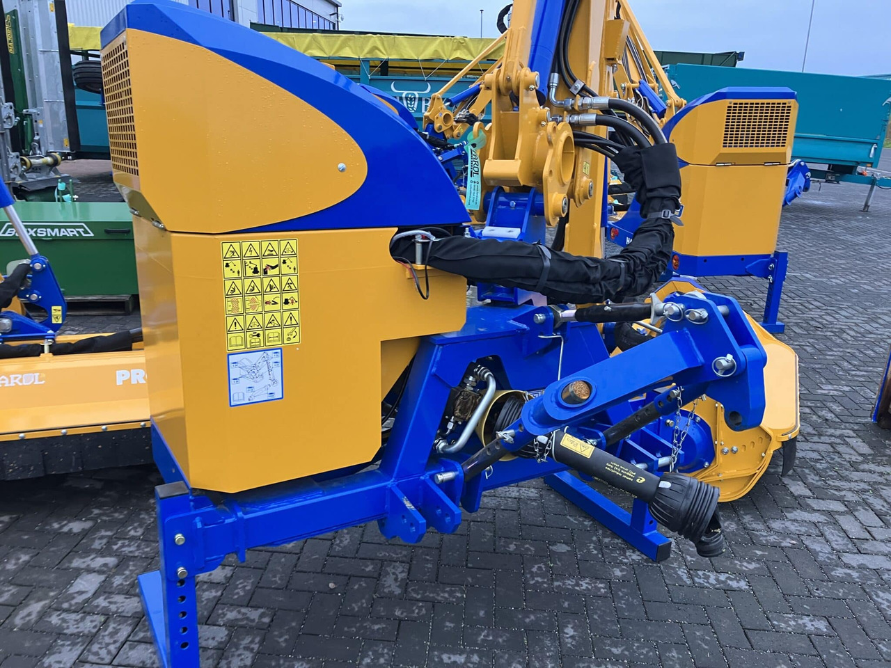 Bomford Turner Hawk 7.0P - 吊臂式割草机:图5 Bomford Turner Hawk 7.0P - 吊臂式割草机:图5