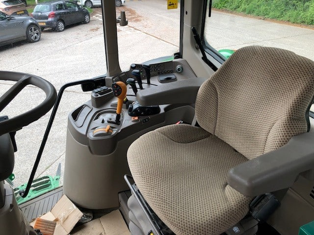 拖拉机 John Deere 6140M：图14