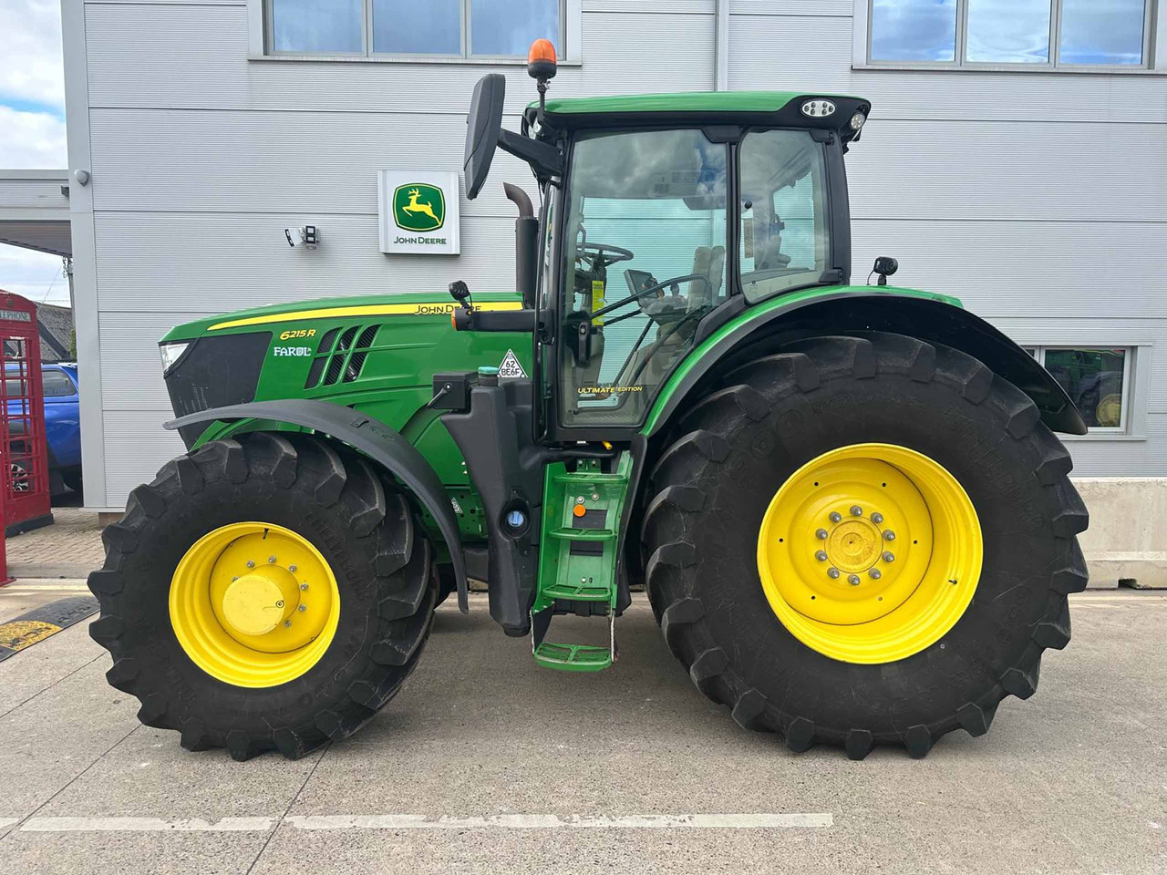 John Deere 6215R - 拖拉机:图2 John Deere 6215R - 拖拉机:图2