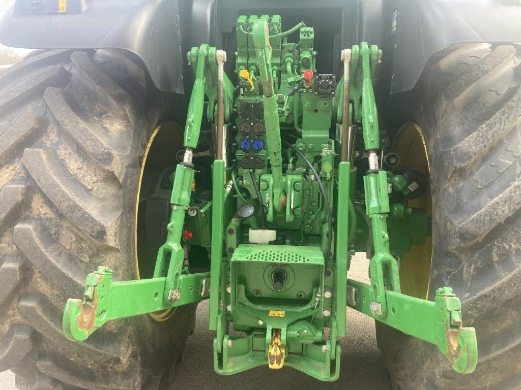John Deere 6215R - 拖拉机:图5 John Deere 6215R - 拖拉机:图5