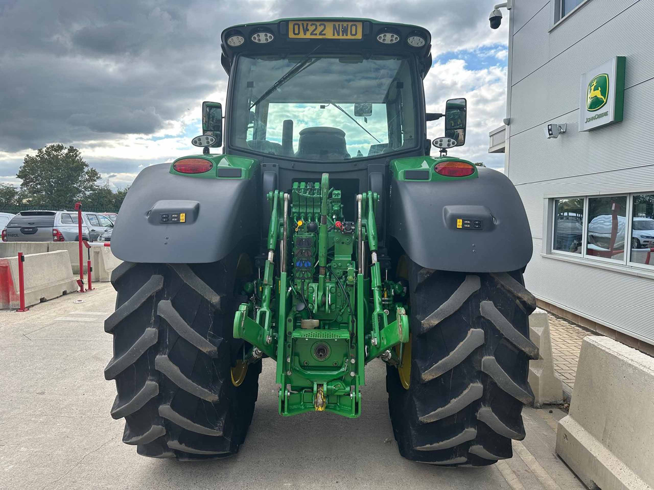 John Deere 6215R - 拖拉机:图4 John Deere 6215R - 拖拉机:图4
