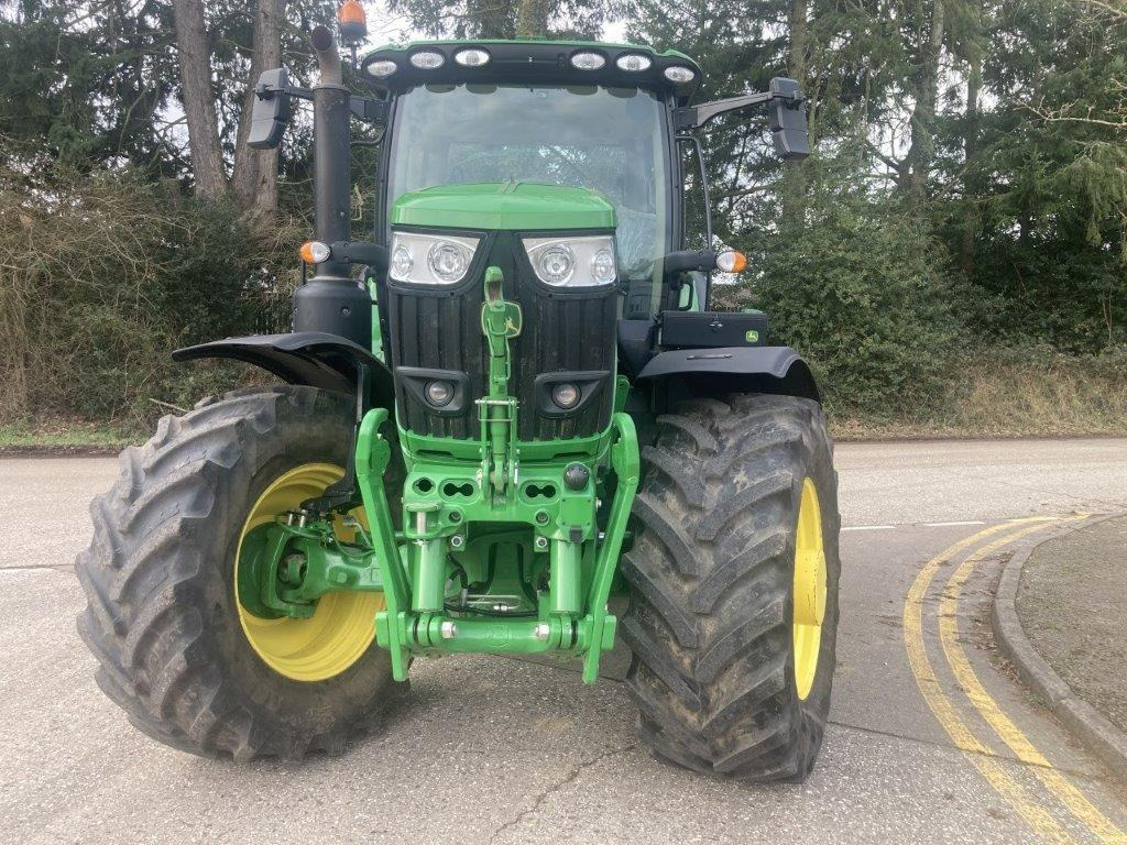 John Deere 6215R - 拖拉机:图3 John Deere 6215R - 拖拉机:图3