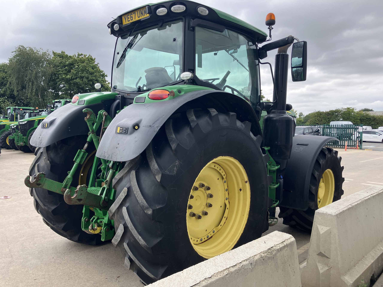 John Deere 6215R - 拖拉机:图5 John Deere 6215R - 拖拉机:图5