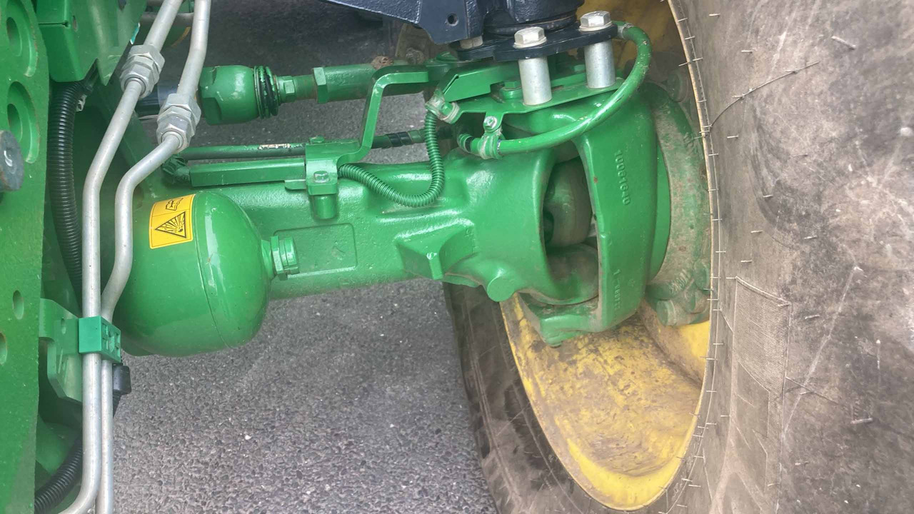 John Deere 6R 130 - 拖拉机:图4 John Deere 6R 130 - 拖拉机:图4