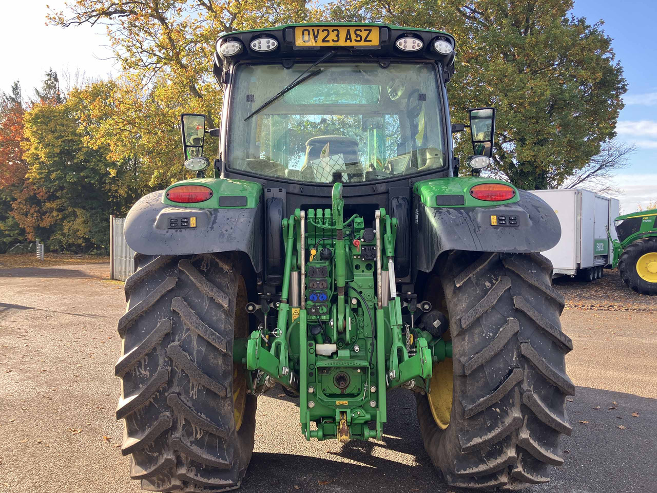 John Deere 6R 150 + 643R Loader - 拖拉机:图4 John Deere 6R 150 + 643R Loader - 拖拉机:图4