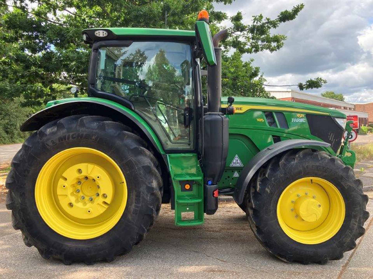 John Deere 6R 185 - 拖拉机:图3 John Deere 6R 185 - 拖拉机:图3