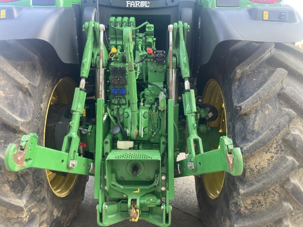 John Deere 6R 215 - 拖拉机:图5 John Deere 6R 215 - 拖拉机:图5